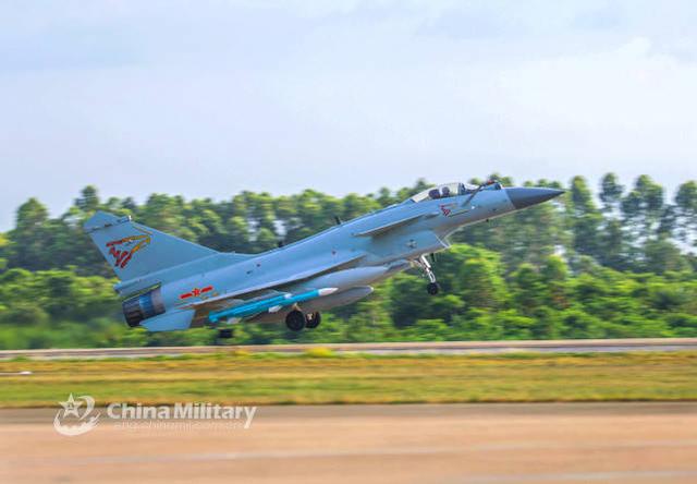 ̨ý��̨�������⡱��ϰ����ʼ����ž��ɻ�����̨�帽��