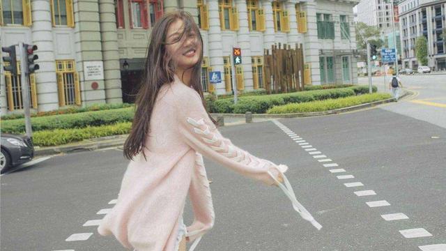 没能出道也能火！苏芮和金子涵因高人气火出圈，今资源不比THE9差