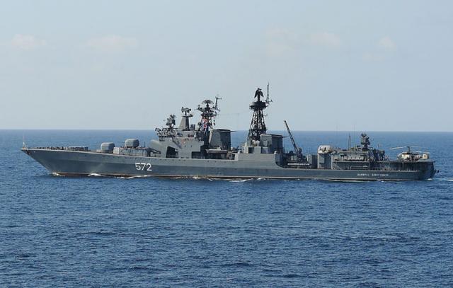 美军高调闯入最敏感海域，随后却低调逃离，大