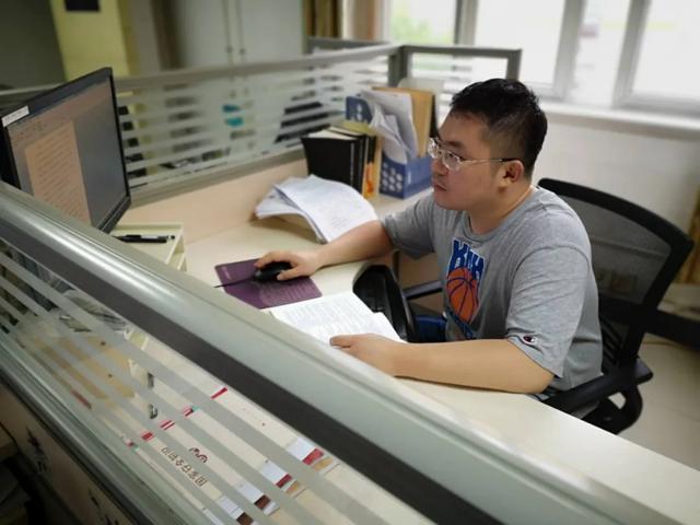 【优秀共产党员篇】弘扬检察正气，宣传先进典型