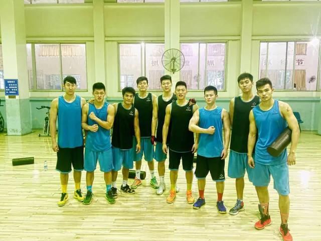 球员故事｜广西威壮篮球俱乐部三分王陈柯良