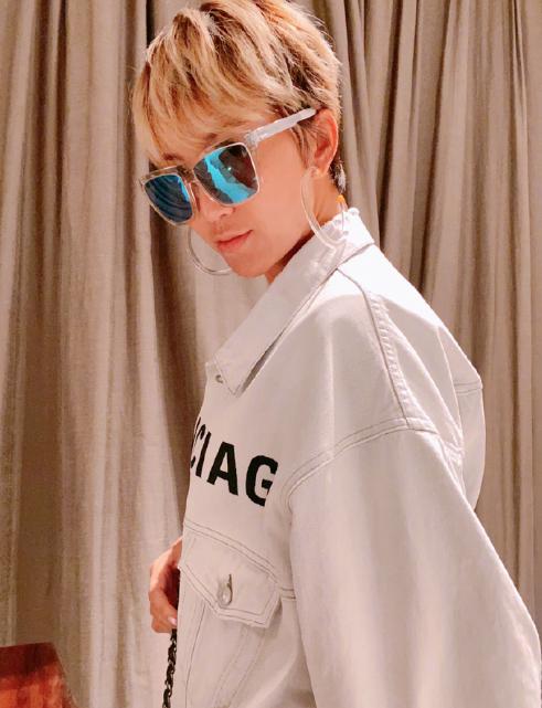 天后李玟疑似离婚！9年豪门生活疑似终结，发文称要治疗破碎的心