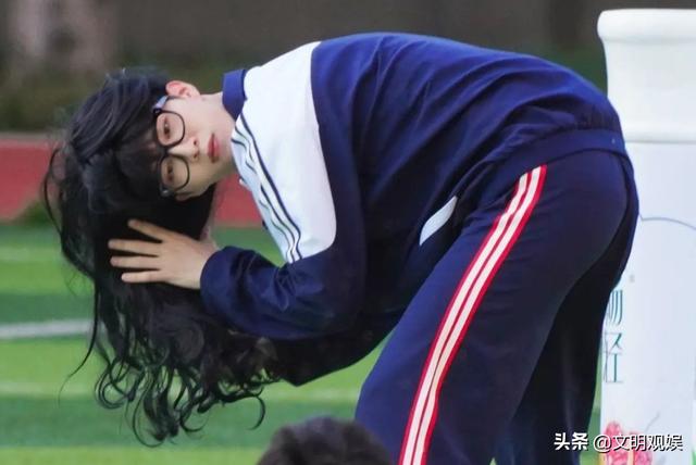 《青春环游记》：范丞丞一言不合就女装，难怪