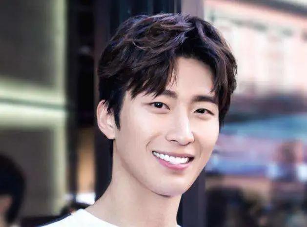 十部最经典的民国剧，《大染坊》商战第一，《大宅门》跨度第一