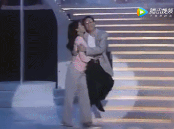 前夫和情人相继破产，男友不断的章小蕙依然活成“极品富贵花”