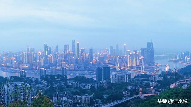 重庆旅游必去景点有哪些？除了洪崖洞，这些网红点你一定要去