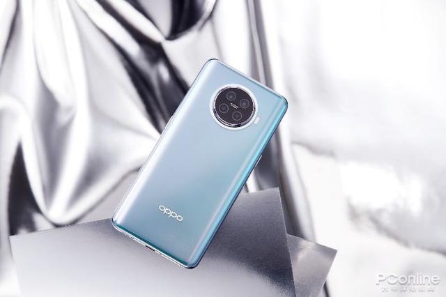 OPPO Ace2全新配色极光银登场 绚丽极光一见倾心