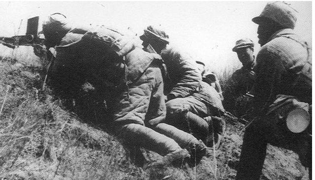 部队被白崇禧包围，陈赓一点都不担心，打胜仗后，却急了：快点撤