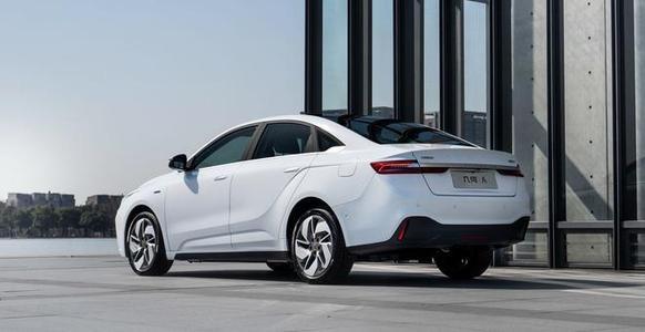 20万以内高续航，配置还丰富的几款车