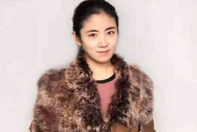 18岁的她被赵本山力捧，因拒绝潜规则被退圈，如