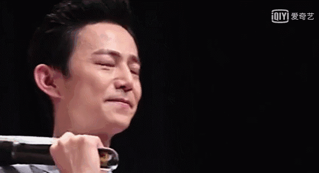 何炅老师发文没资格点评表演，只是因为心疼欧阳娜娜