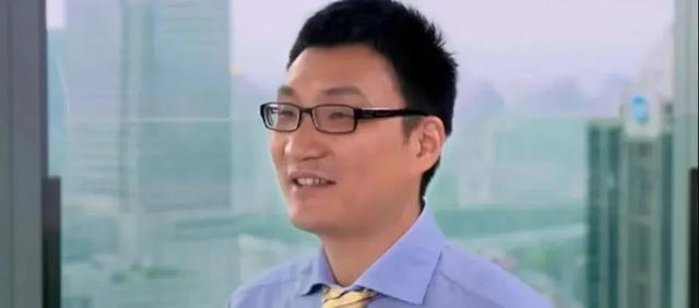 两年拼出5000亿！善谋黄峥，凶猛多多