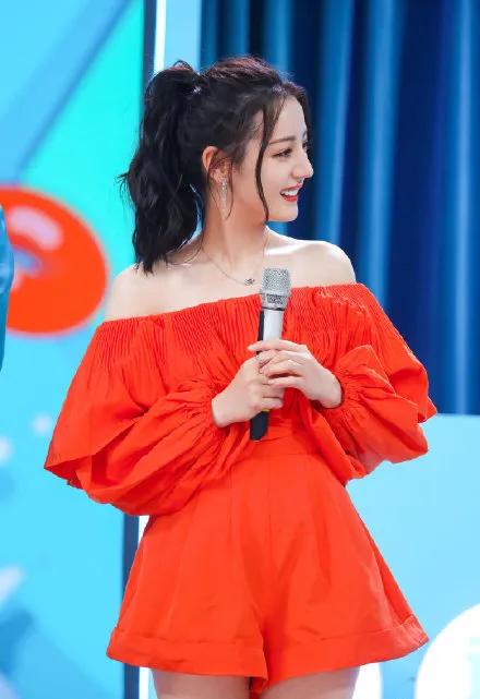 迪丽热巴受私生干扰？王俊凯电影？王源没代言