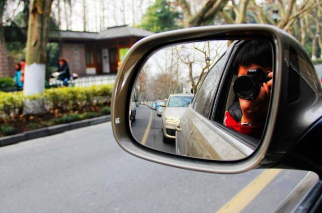 "超车看车头，会车看车尾"是什么意思？老司机：不懂就别开车了