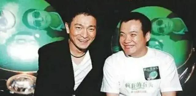 59岁华仔怕老？为什么帅是港片劳模刘德华一生无