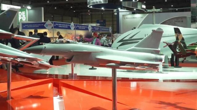 无视美国警告？伊朗收到歼10战机报价，6个月能