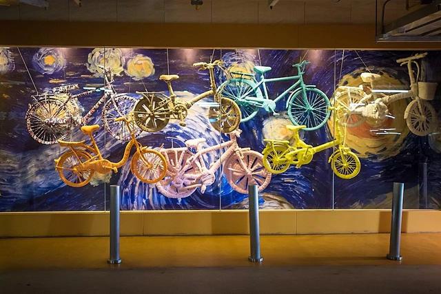 武汉豪车最多的7家停车场大曝光！贫穷限制了你