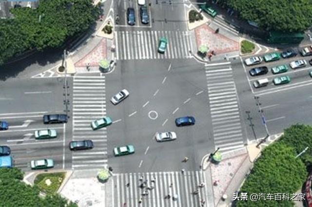 图片[3]_为什么左转要转大弯右转要转小弯？老司机多年经验总结_5a汽车网