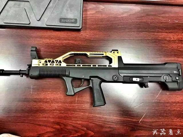 军事丨魔改过后的95式步枪颜值颇高，深受军方的喜爱