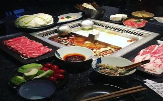 海底捞顶不住了？