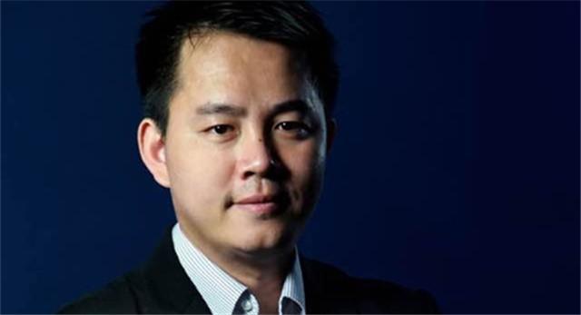 又一百亿富豪诞生！被嘲笑"乡巴佬"，弃文从商，如今公司深圳前十