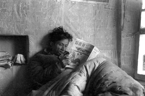 给鲁迅拍此照的战地记者，被枪决了