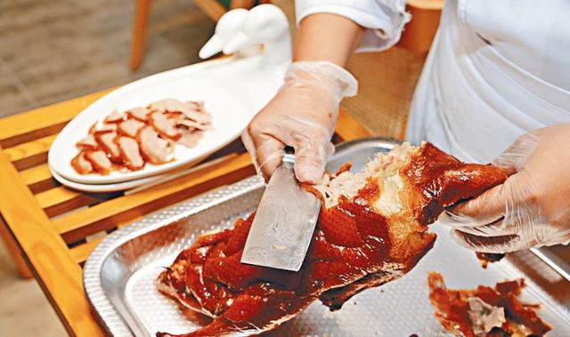 烤鸭第一股凉了？全聚德亏损8850万！从来只骗外地人