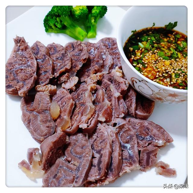 4��С���Ѷ��ܳԵİ���ţ�⣬���������޺óԡ�������պ���䷽��