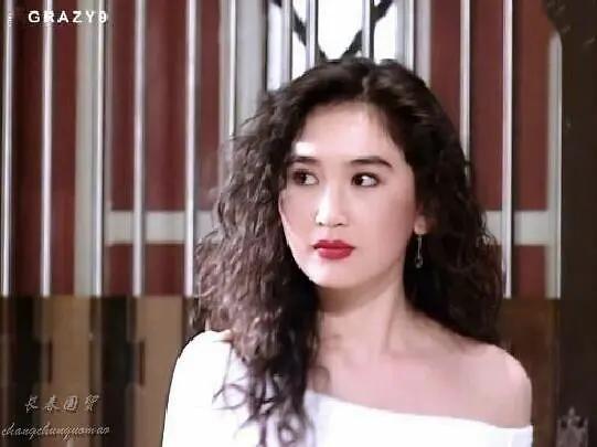 温碧霞30年前旧照曝光 模样青涩温婉动人