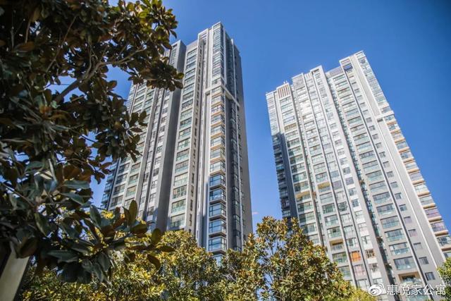 “惠禧公寓”新域盛景花园店剩1套两室一厅房源给你西北新城的家
