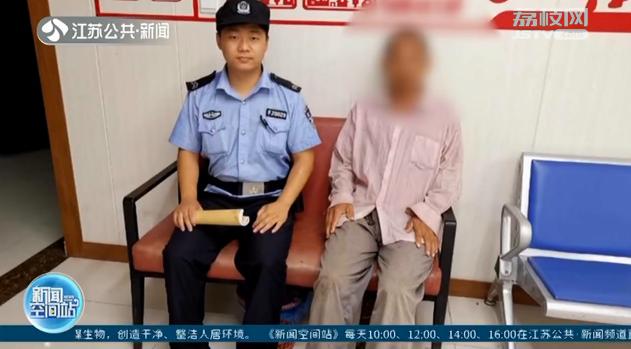 没钱买票大爷雨中走了200多公里 想从南京走回宿迁