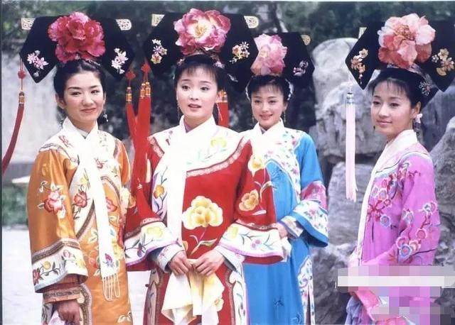 马伊琍黄奕17年后同框，走出婚变的她们成《还珠