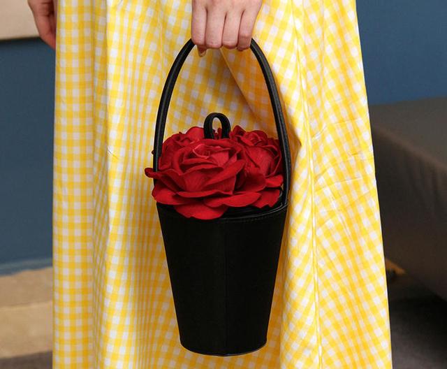 惊艳！不食人间烟火的原创包店