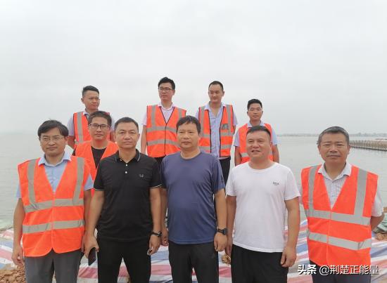 湖北武穴陈昌明：“大家，辛苦了！御江集团看你们来啦！”