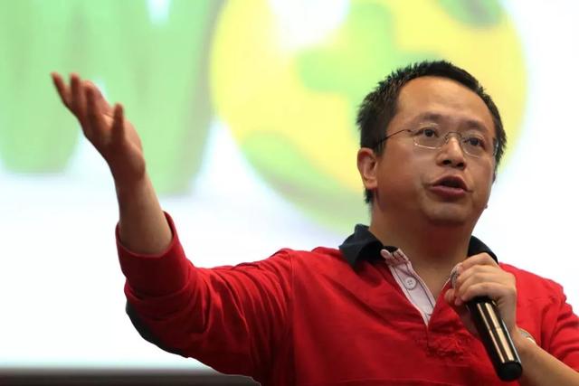 马云、刘强东、任正非……前浪们怎么摆地摊？