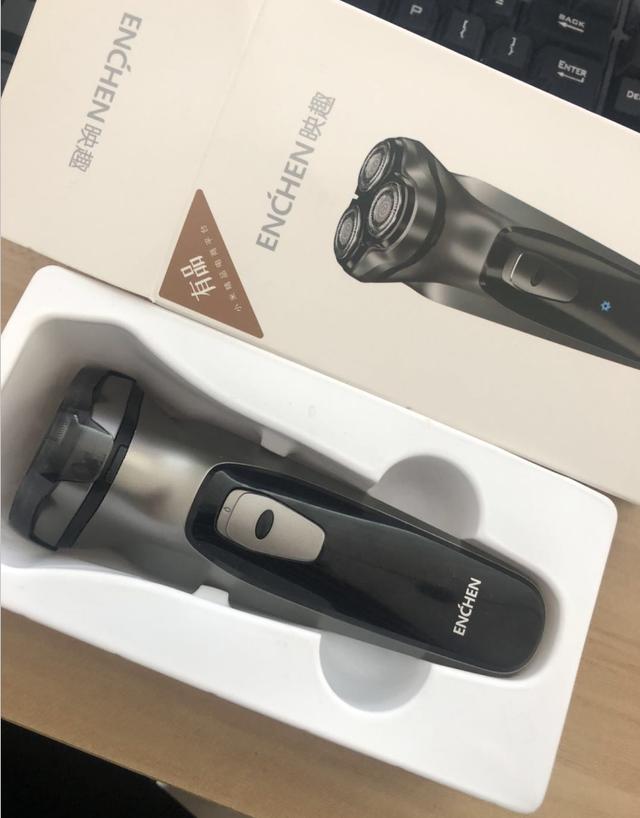 小米众筹月销25W+，罗永浩直播演示，5分钟卖出