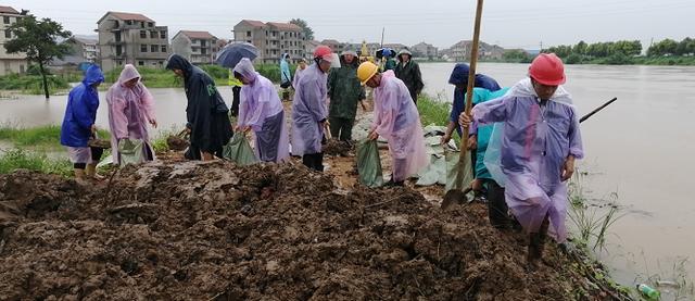 湖北工建为武穴打赢防汛救灾这场硬仗贡献力量