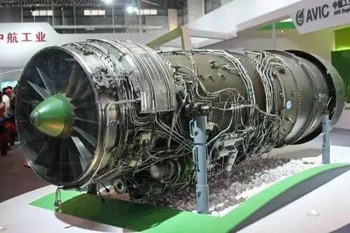 外媒：受制于发动机技术的中国隐身战机和轰炸机目前不足为惧