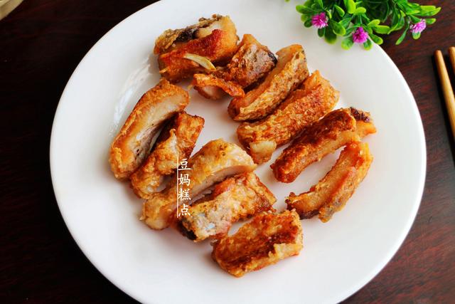 孩子考试，多吃鱼，学会这2招，鱼肉入味鱼皮不破，真好用