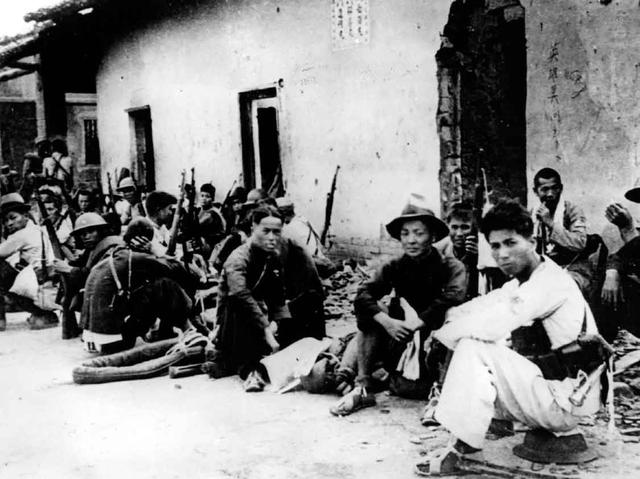 敌后游击队（少见的抗战图集）