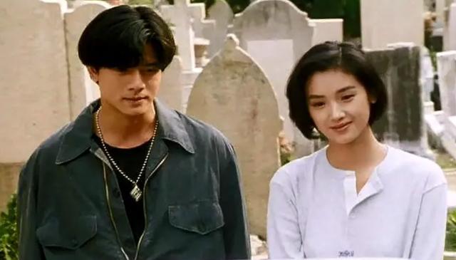 四大天王搭戏，刘德华下跪“求婚”，巅峰隐退