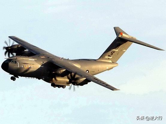 欧洲的标准运输机！能当加油机的A400M！西方最大