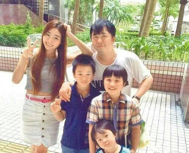 梅开三度！男星晒结婚证娶小14岁越南娇妻，此前多次否认再婚传言