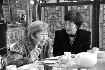 六旬老妇隐居深山数年，身份被曝光后，文化部