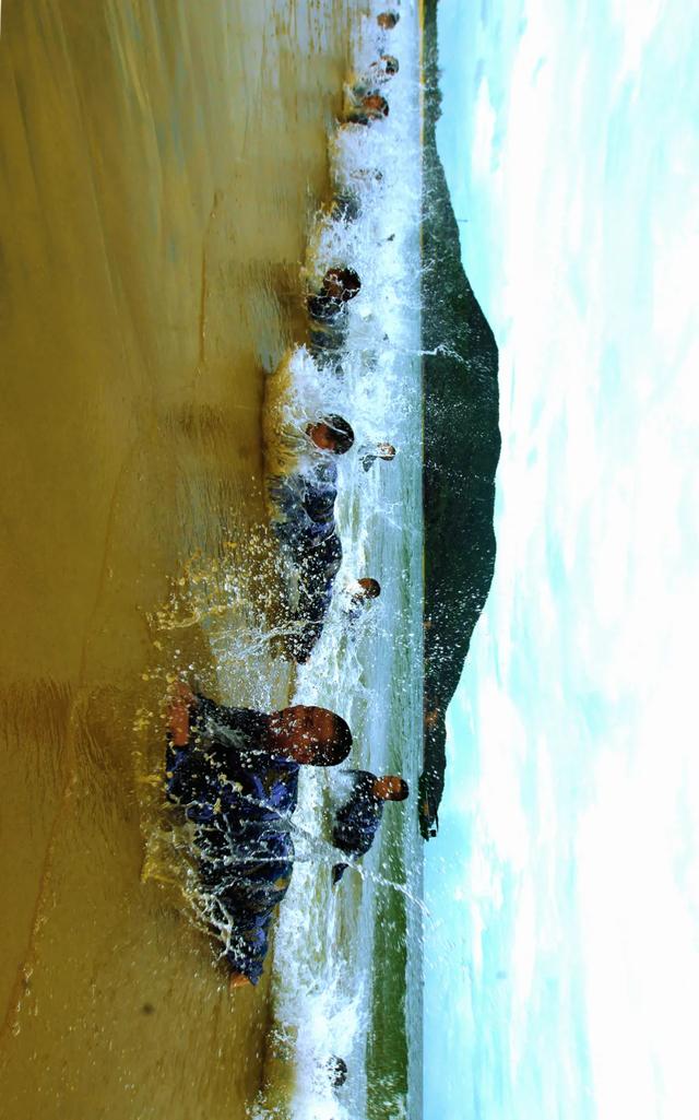 海军陆战队夏日清凉大片来了