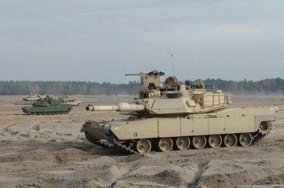 M1坦克的进化版本——美国M1A2主战坦克