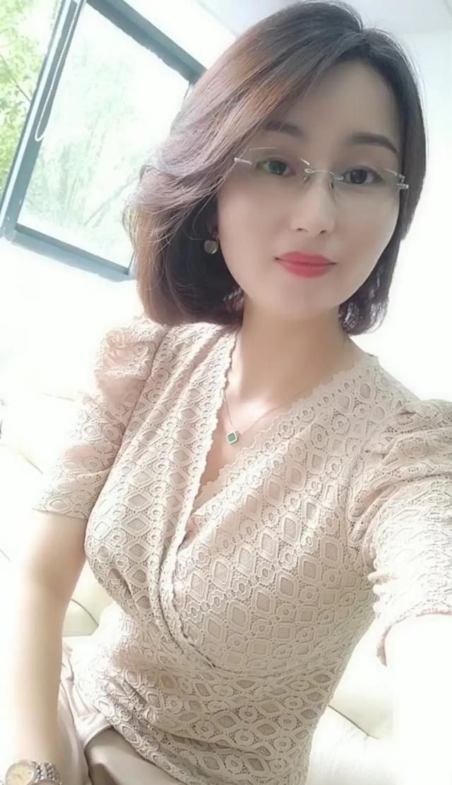 闭月羞花，沉鱼落雁