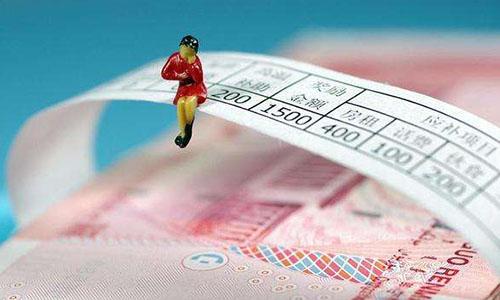 还去摆地摊？家政行业“大火”，月薪近万元，