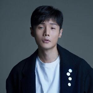 歌词|李荣浩新歌歌词九个字 《要我怎么办》是江郎才尽还是大胆创新