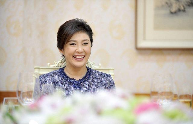 泰国前总理英拉，流亡海外依然穿名牌坐私人飞机，她的钱从哪里来